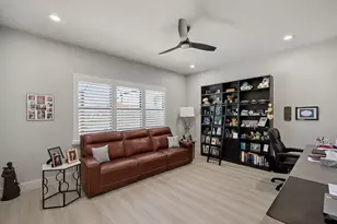 12433 SW Crystal Cv Dr, Port Saint Lucie, FL 34987 - Photo 23