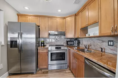 170 Valencia H, Delray Beach, FL 33446 - Photo 7