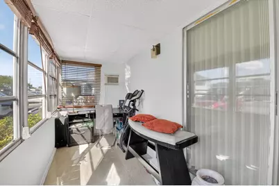 170 Valencia H, Delray Beach, FL 33446 - Photo 15