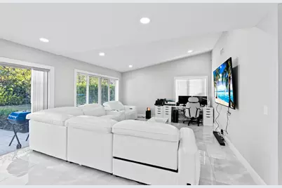 12293 Old Country Road S, Wellington, FL 33414 - Photo 5