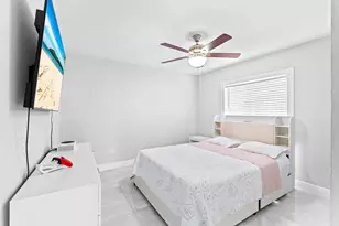 12293 Old Country Rd S, Wellington, FL 33414 - Photo 17