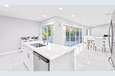 12293 Old Country Road S, Wellington, FL 33414 - Photo 11