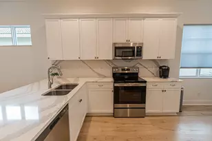 9143 SW Michele Wy, Port Saint Lucie, FL 34987 - Photo 7