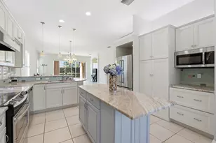 7954 SE Hempstead Cir, Hobe Sound, FL 33455 - Photo 9