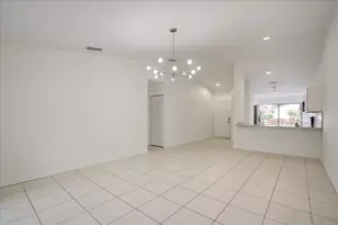 3 Fawlkland Cir, Boynton Beach, FL 33426 - Photo 9