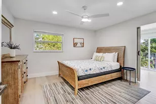 218 NE 10th St, Delray Beach, FL 33444 - Photo 15