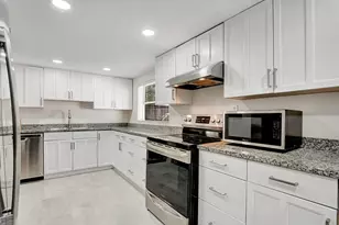 218 NE 10th St, Delray Beach, FL 33444 - Photo 33