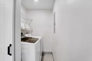 218 NE 10th St, Delray Beach, FL 33444 - Photo 27