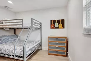 218 NE 10th St, Delray Beach, FL 33444 - Photo 25