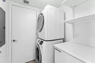 2640 Lake Shore Dr, Riviera Beach, FL 33404 - Photo 29