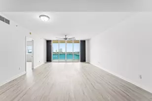 2640 Lake Shore Dr, Riviera Beach, FL 33404 - Photo 7
