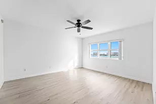 2640 Lake Shore Dr, Riviera Beach, FL 33404 - Photo 21