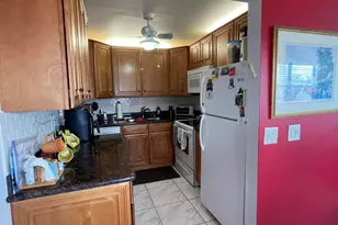 4119 Cambridge E, Deerfield Beach, FL 33442 - Photo 5