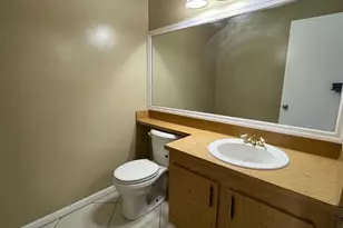 5249 Tennis Ln, Delray Beach, FL 33484 - Photo 7