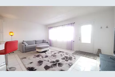 405 Southampton A, West Palm Beach, FL 33417 - Photo 3