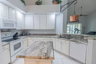 1580 SW Harbour Isles Cir, Port Saint Lucie, FL 34986 - Photo 3