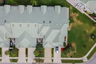 1580 SW Harbour Isles Cir, Port Saint Lucie, FL 34986 - Photo 19