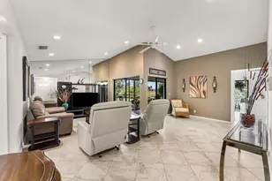 5574 Parkwalk Cir E, Boynton Beach, FL 33472 - Photo 15