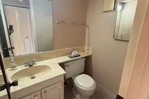 59 Brighton B, Boca Raton, FL 33434 - Photo 9