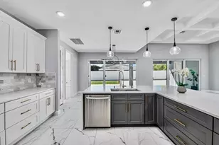 2092 SW Airoso Blvd, Port Saint Lucie, FL 34984 - Photo 41