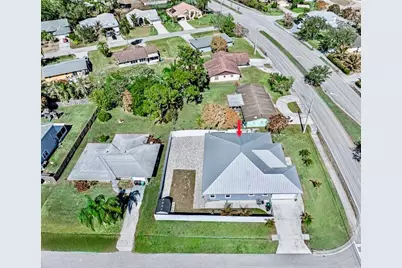 2092 SW Airoso Boulevard, Port Saint Lucie, FL 34984 - Photo 5