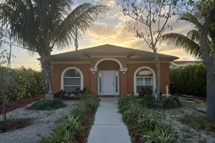 731 S J St, Lake Worth Beach, FL 33460 - Photo 1
