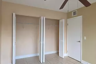 1542 Lake Crystal Dr, West Palm Beach, FL 33411 - Photo 11