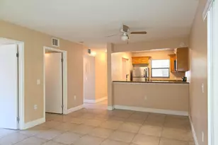 1542 Lake Crystal Dr, West Palm Beach, FL 33411 - Photo 7