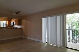 1542 Lake Crystal Dr, West Palm Beach, FL 33411 - Photo 21