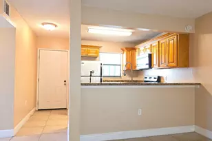 1542 Lake Crystal Dr, West Palm Beach, FL 33411 - Photo 9