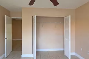 1542 Lake Crystal Dr, West Palm Beach, FL 33411 - Photo 23