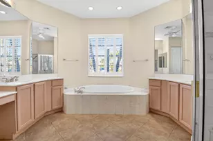 9566 Lantern Bay Cir, West Palm Beach, FL 33411 - Photo 29