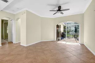 9566 Lantern Bay Cir, West Palm Beach, FL 33411 - Photo 7
