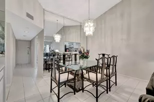 280 NW 67th St, Boca Raton, FL 33487 - Photo 5