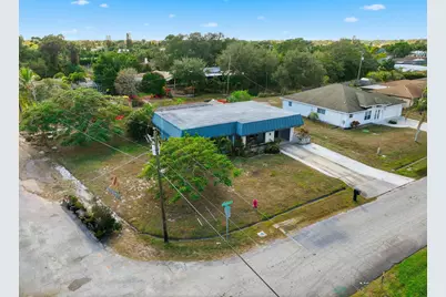 898 SE Evergreen Terrace, Port Saint Lucie, FL 34983 - Photo 39