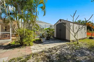 898 SE Evergreen Terrace, Port Saint Lucie, FL 34983 - Photo 31
