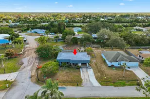 898 SE Evergreen Terrace, Port Saint Lucie, FL 34983 - Photo 39