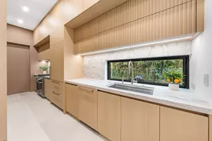234 W Alexander Palm Rd, Boca Raton, FL 33432 - Photo 37