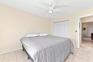 142 Norwich F, West Palm Beach, FL 33417 - Photo 15