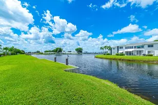 135 NW 14th St, Boynton Beach, FL 33426 - Photo 3
