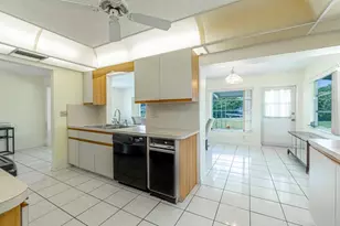 135 NW 14th St, Boynton Beach, FL 33426 - Photo 13