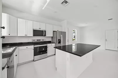 4520 Longwood Lake Square, Westlake, FL 33470 - Photo 13