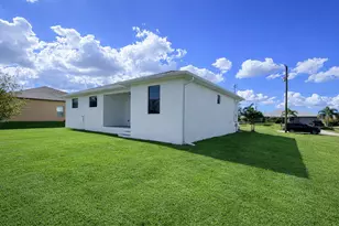 211 NW 25th Ave, Cape Coral, FL 33993 - Photo 3