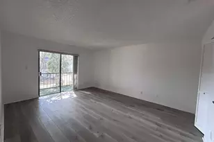 2700 S University Dr, Davie, FL 33328 - Photo 13