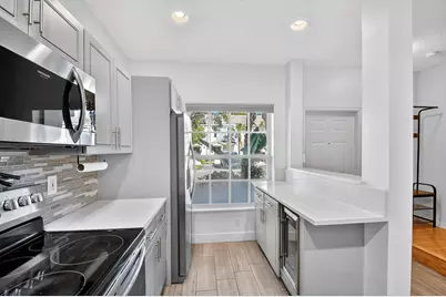 5015 Palmbrooke Circle, West Palm Beach, FL 33417 - Photo 9