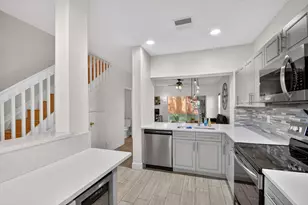 5015 Palmbrooke Cir, West Palm Beach, FL 33417 - Photo 11