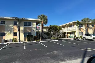 1649 SE 4th St, Deerfield Beach, FL 33441 - Photo 1