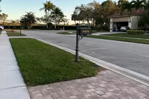 9151 Caserta St, Lake Worth, FL 33467 - Photo 51