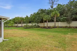 868 Bent Creek Dr, Fort Pierce, FL 34947 - Photo 29