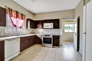 627 30th St, West Palm Beach, FL 33407 - Photo 19